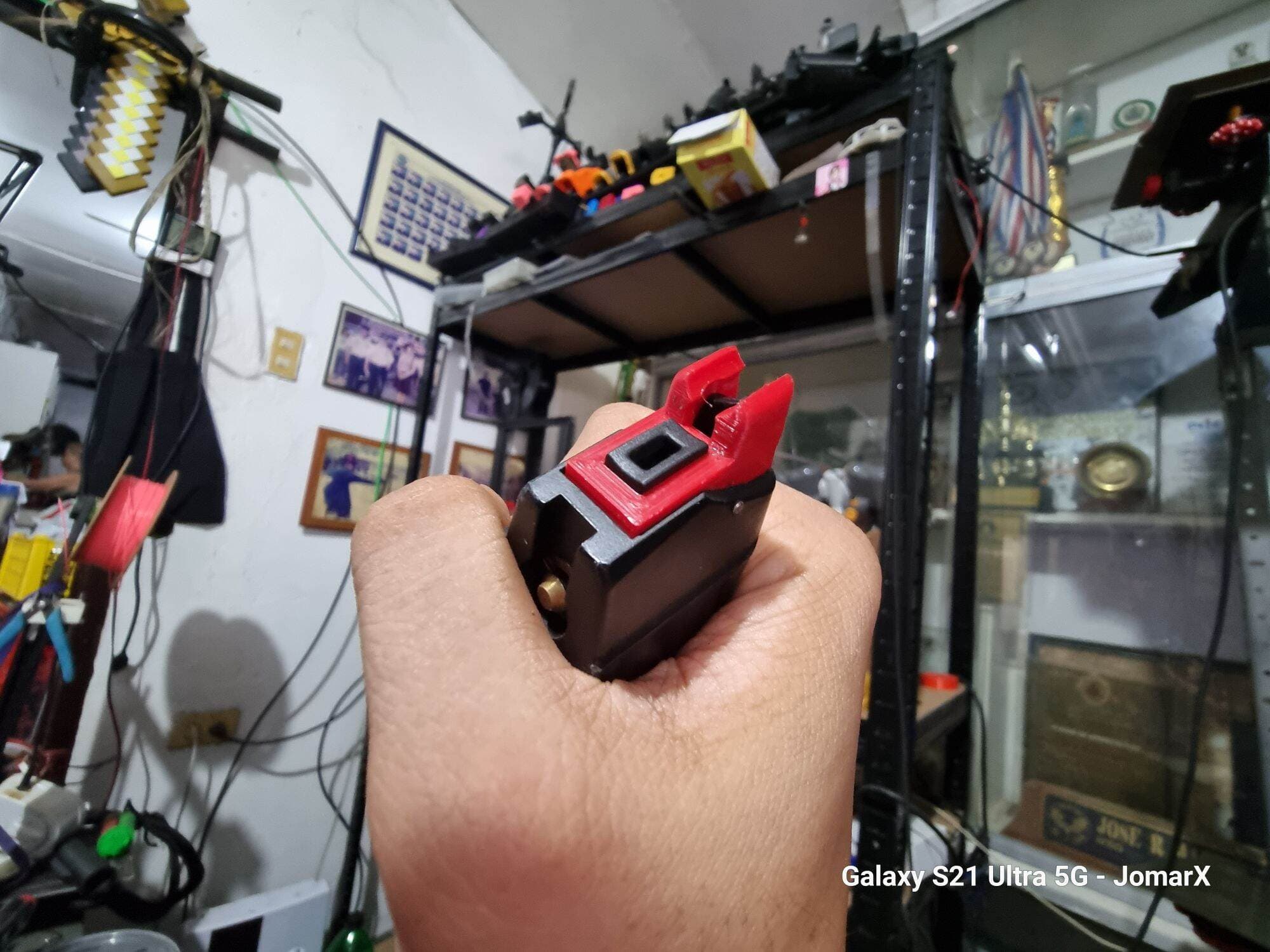 3d printed g17 mag lip for e&c TOYS ONLY!!!