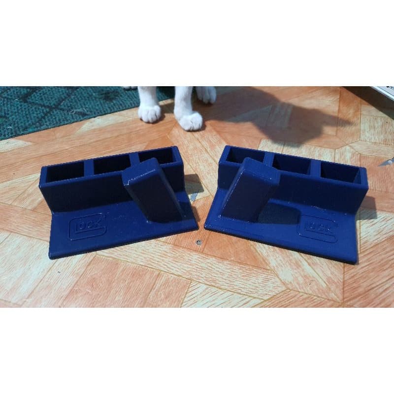 3d printed Glocks stand / toy display GBB / WE /TM