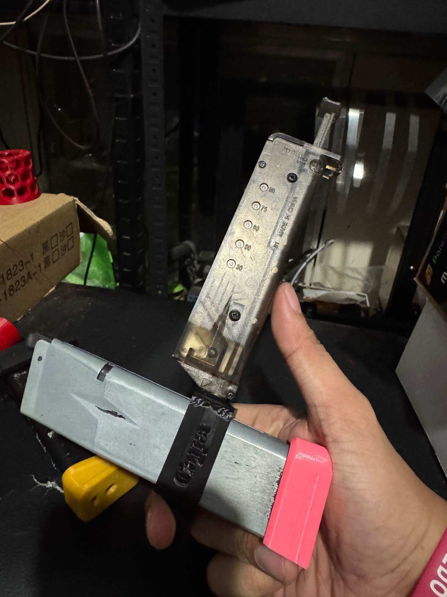 3d printed TOY PLASTIC magz loader for soft air TOYS